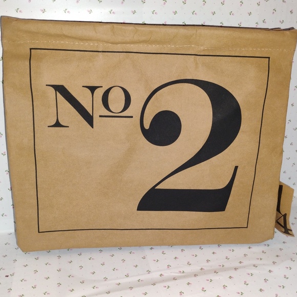 SANTA BARBARA DESIGN: NO 2 Washable Sturdy Storage Tote / Shopper / Organizer - Picture 3 of 6